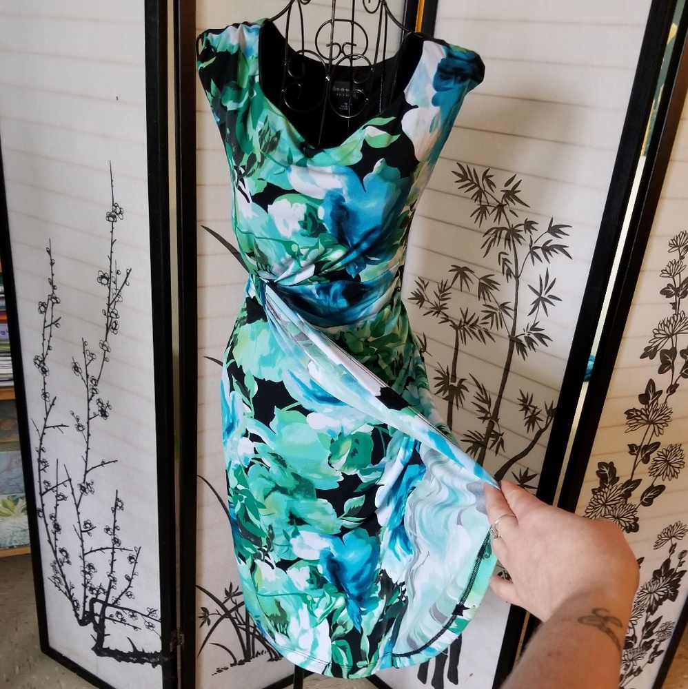 💃*2/$30*👗 Floral dress